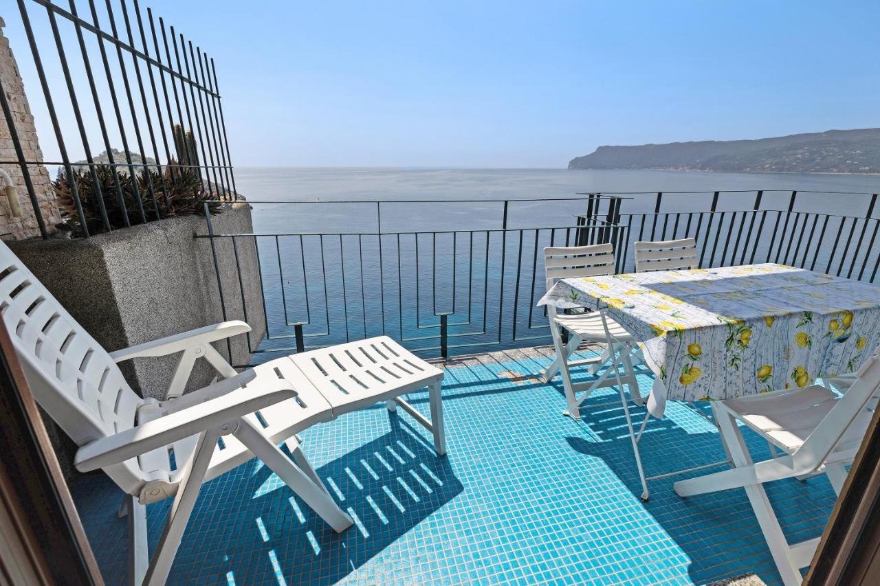 Appartamento Stupenda Vista Mare Bergeggi Exterior photo